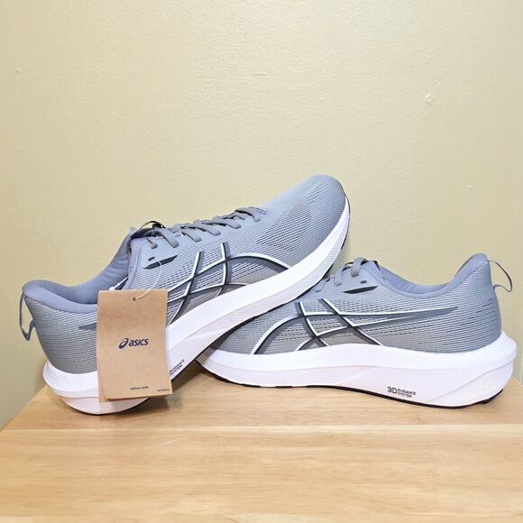 Athletic_Shoes